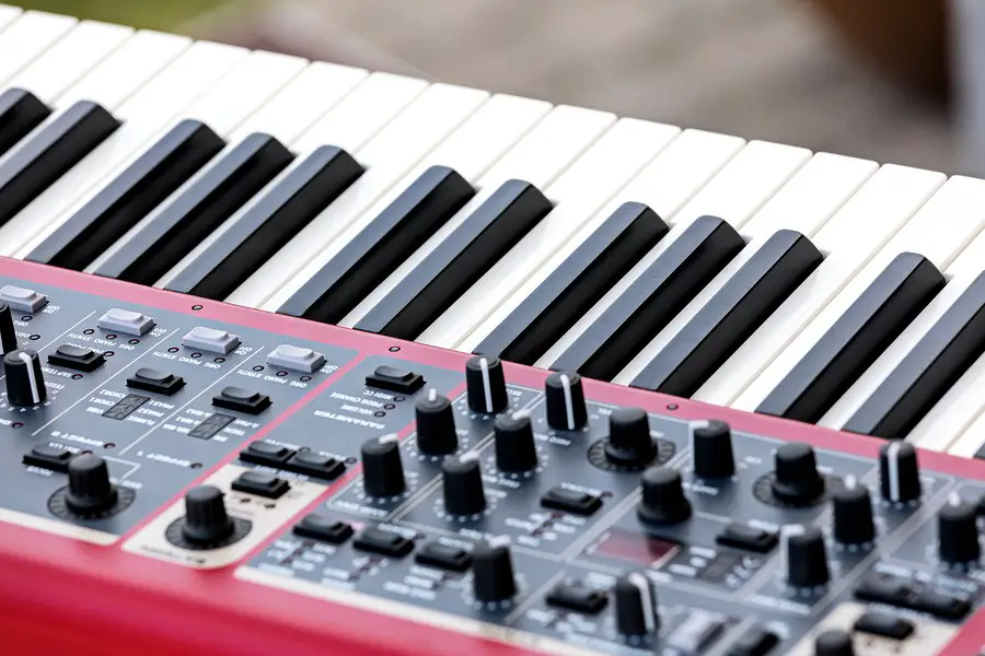 Der Midi Controller Ratgeber 2020 Stellt 10 Topgeräte Vor | Zehn Besten